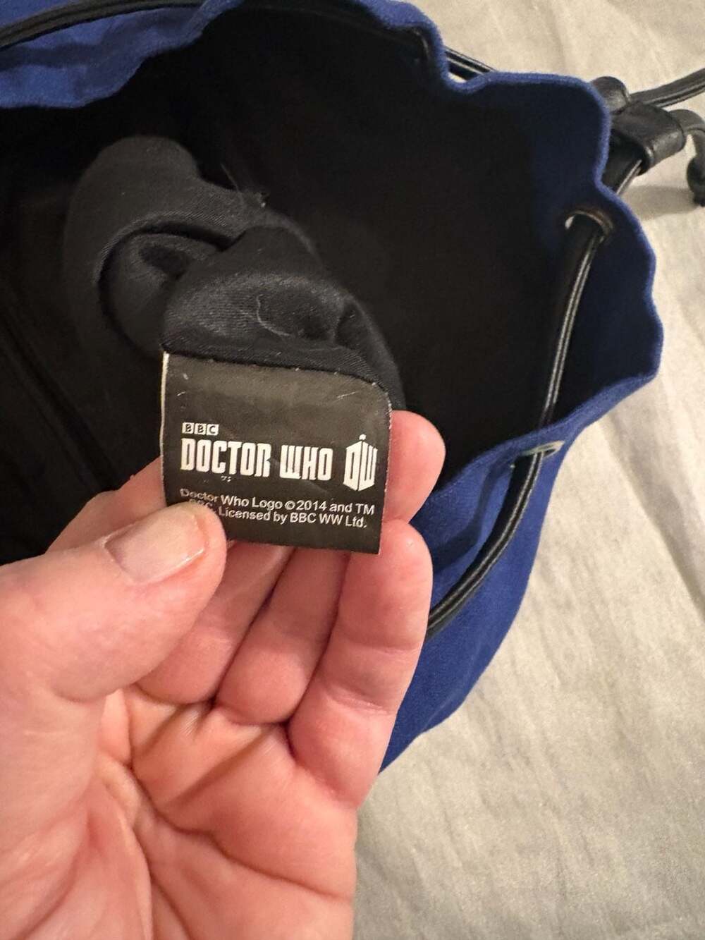 Doctor Who TARDIS Blue Canvas Backpack Rucksack BBC Licensed 2014 - Picture 6 of 6